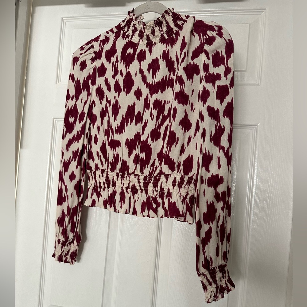 High Neck Pattern Blouse - Picture 3 of 7